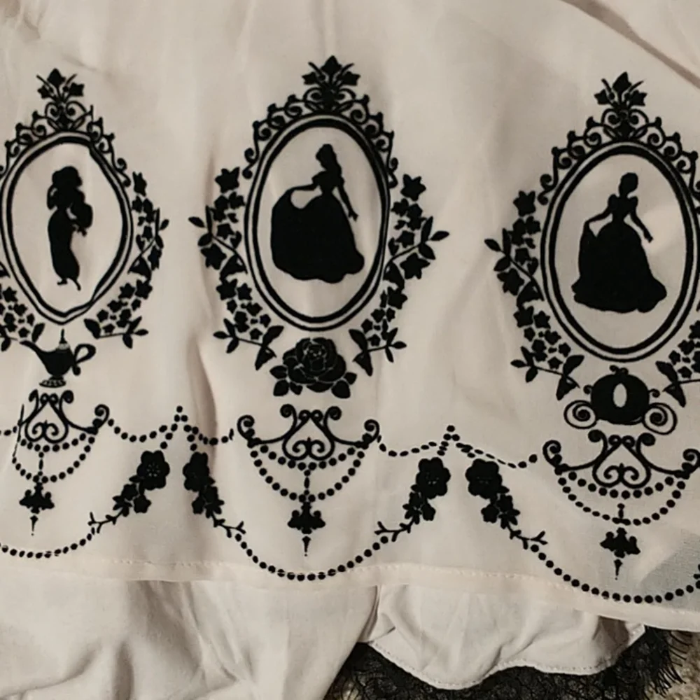 Disney princess dress - Picture 2 of 7